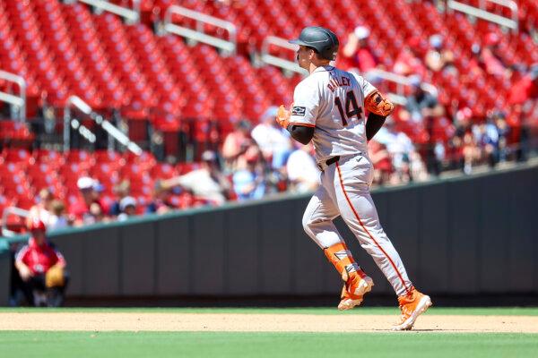 Giants catcher Patrick Bailey runs the bases after hitting a seventh-inning home run to break up Cardinals right-hander Sonny Gray's perfect-game bid in St. Louis on June 23, 2024. (Scott Kane/AP Photo)