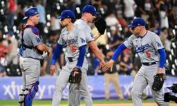 Ohtani, Freeman Homer, Bullpen Shines as Dodgers Edge White Sox