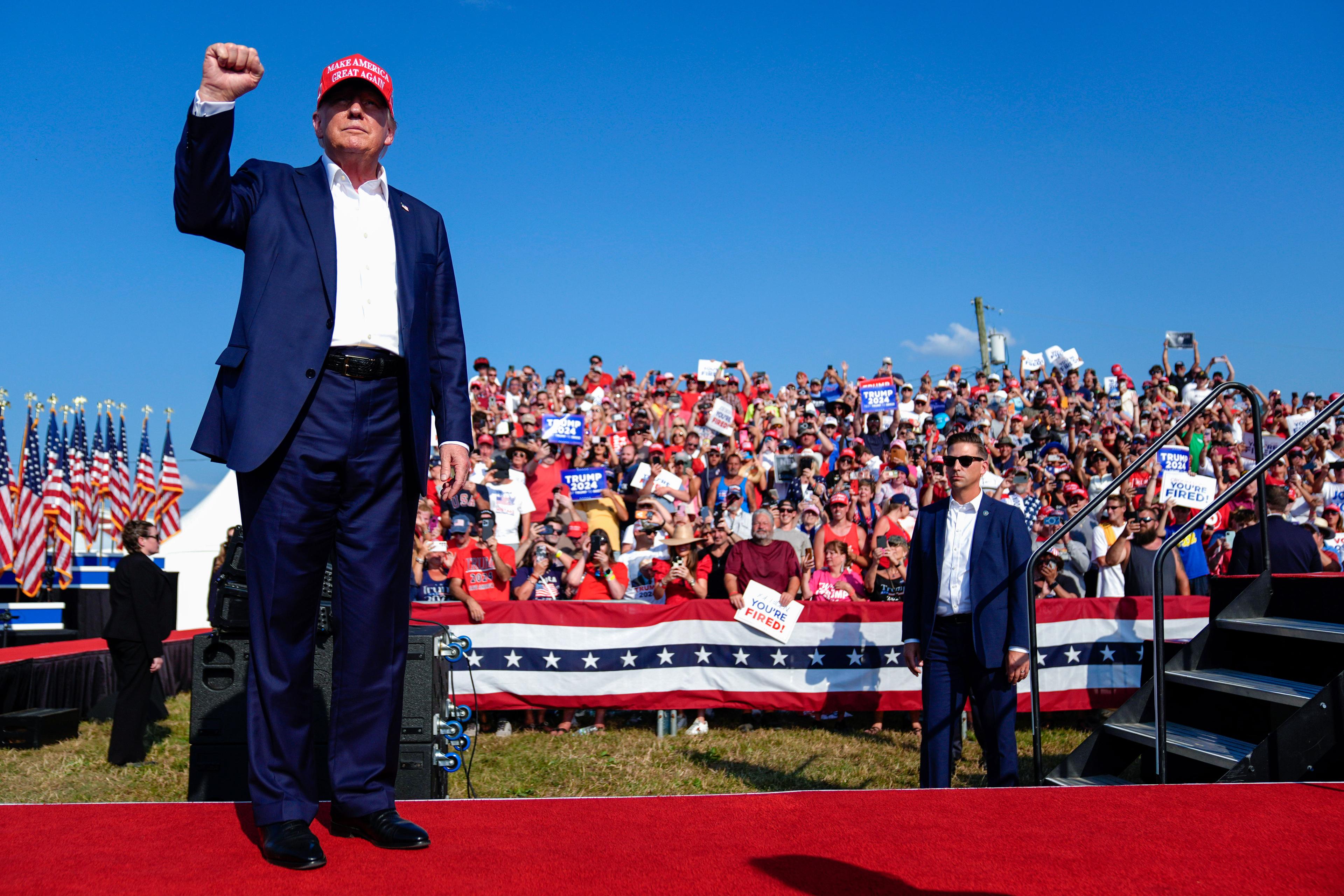 Republicans and Democrats Condemn Attack on Trump at Rally