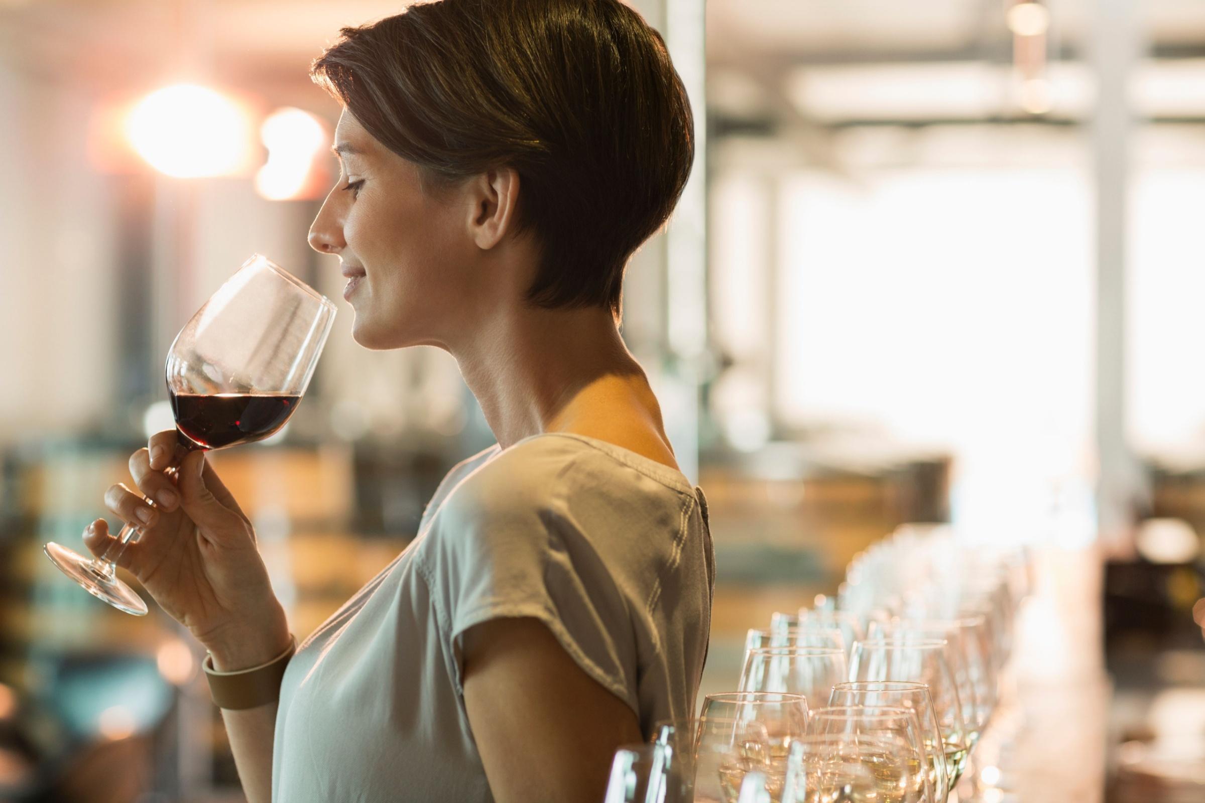 Belief That Moderate Drinking Aids Longevity Debunked by New Research