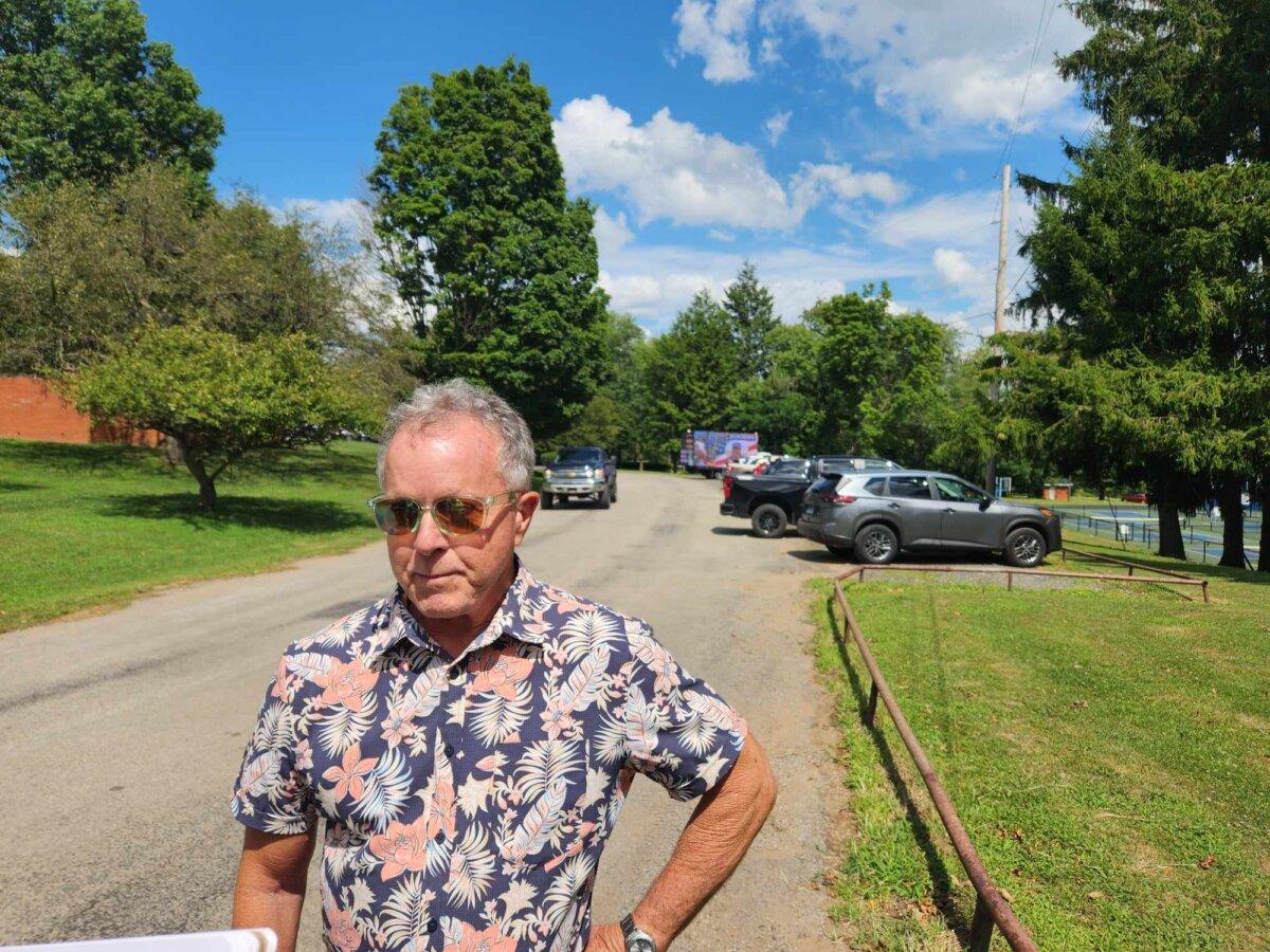 Arizona resident Verne Cissman, who was born in the Pittsburgh area, attended a public viewing to honor Corey Comperatore in Freeport, Pa. on July 18, 2024. (Jeff Louderback/Epoch Times)