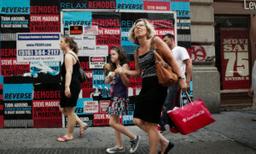 US Economy Expanded 2.8 Percent in 2nd Quarter, Fueled by Consumer Spending