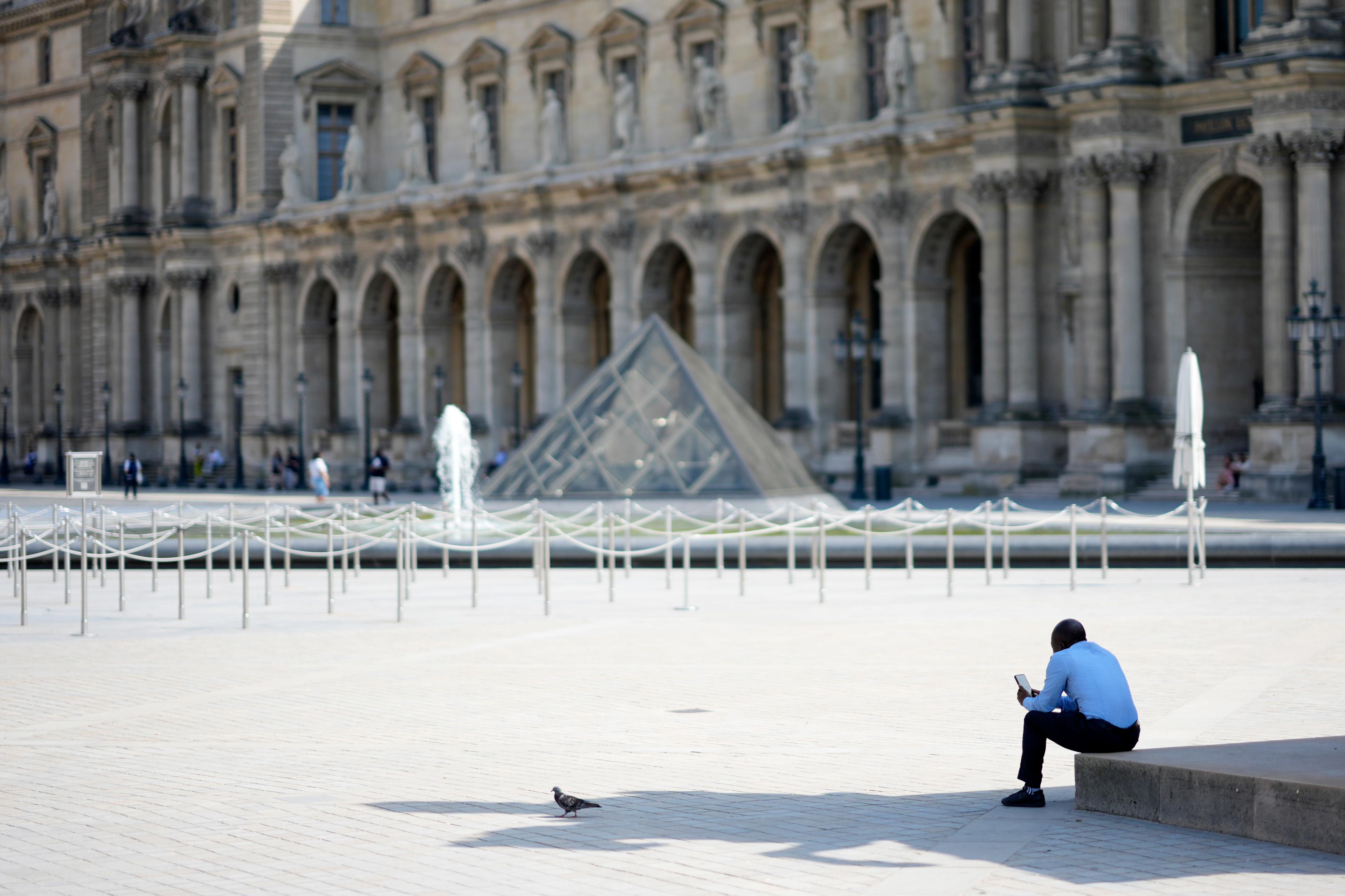 They Expected an Olympic Boon, But Some Paris Businesses Are Experiencing a Bust