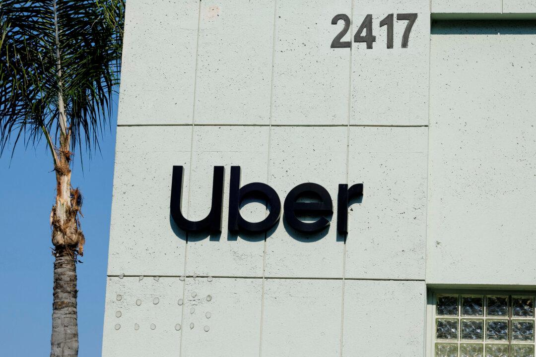 California Supreme Court Rules Uber, Lyft Drivers Classified as Contractors