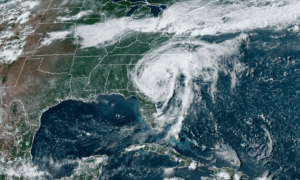 5 States Declare State of Emergency as Debby Crawls Across Southeast US