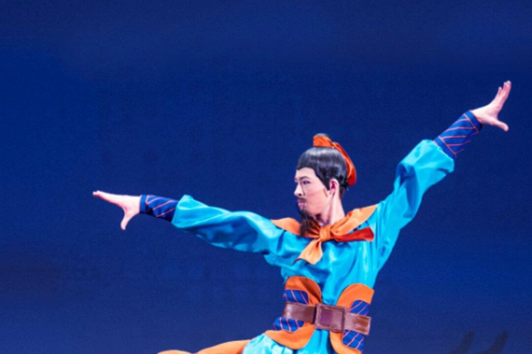 (Top) A scene from “The Tang Emperor and Lady Yang” performance during the 2023 Shen Yun show. (Bottom, Left to Right) Shen Yun dancers Piotr Huang, Marilyn Yang, and Jesse Browde perform dance routines while participating in the NTD International Chinese Classical Dance competition. (Courtesy of Shen Yun Performing Arts, Larry Dye/The Epoch Times)