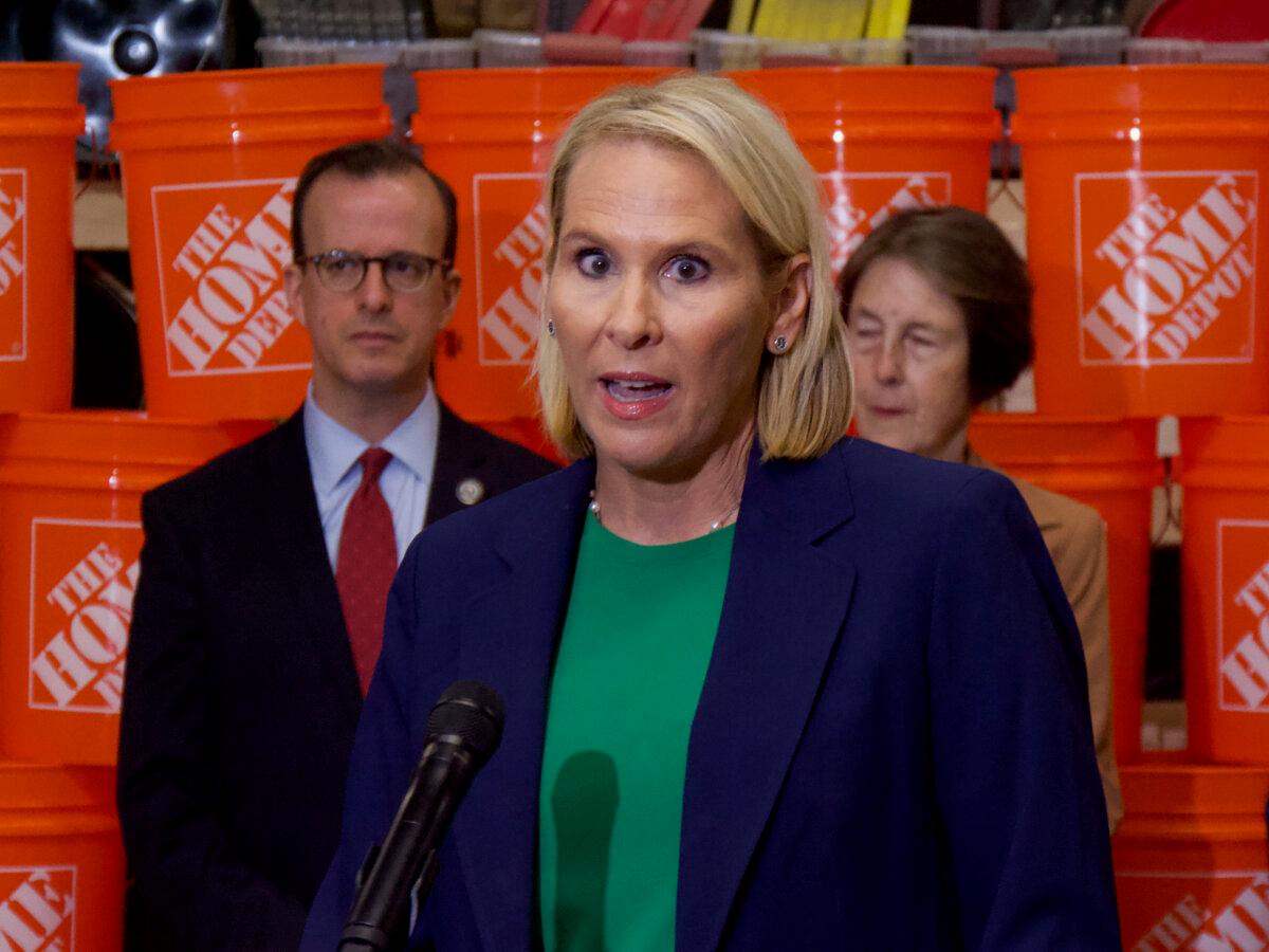 Rachel Michelin, president and CEO of the California Retailers Association, speaks at Gov. Gavin Newsom's retail theft bill signing press conference at Home Depot in San Jose, Calif., on Aug. 16, 2024. (Travis Gillmore/The Epoch Times)