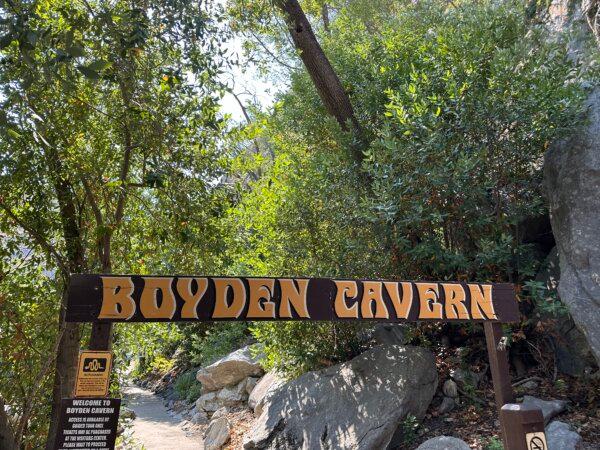 The entrance to Boyden Cavern in Kings Canyon in the Sequoia National Forest on Aug. 17, 2024. (Summer Lane/The Epoch Times)