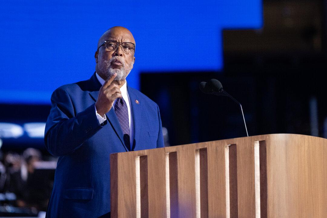 Rep. Bennie G. Thompson (D-Miss.) speaks at the 2024 DNC in Chicago on Aug. 21, 2024. (John Fredricks/The Epoch Times)