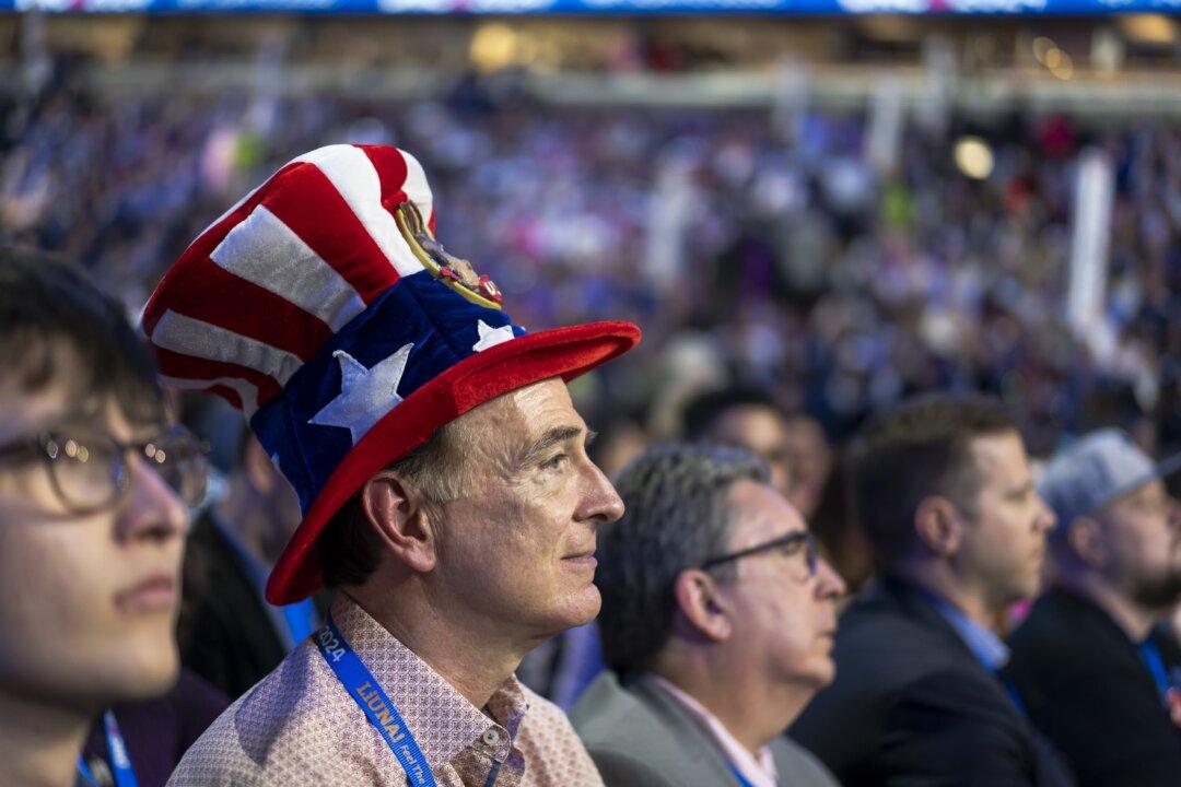 Democratic delegates at the Democratic National Convention at the United Center in Chicago on Aug. 21, 2024. (Madalina Vasiliu/The Epoch Times)