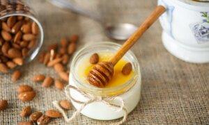 Honey Added to Yogurt Boosts Probiotic Effect