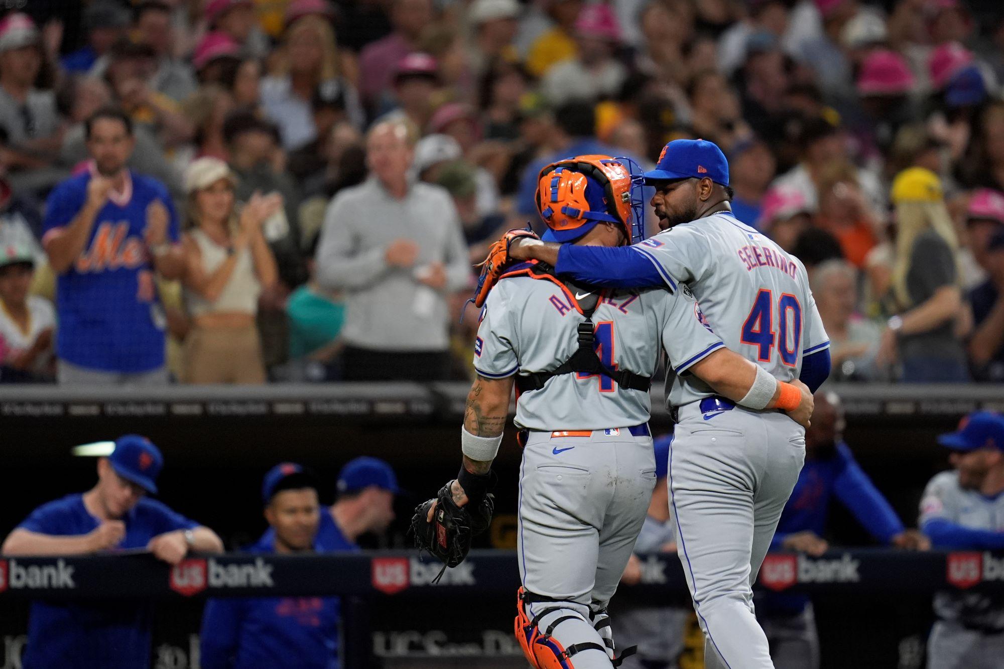 Severino Outduels Cease as Padres Drop Opener of Key Series Against Mets