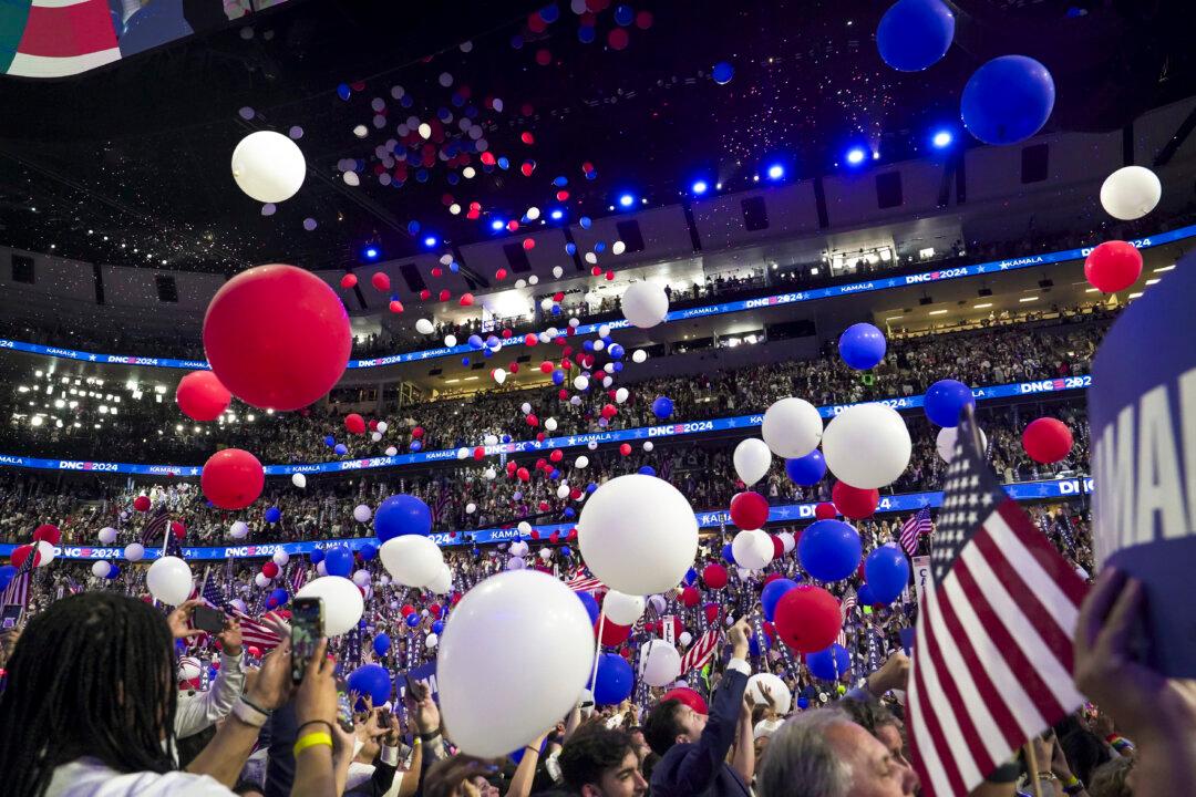 The last day of the Democratic National Convention in Chicago on Aug. 22, 2024. (Madalina Vasiliu/The Epoch Times)