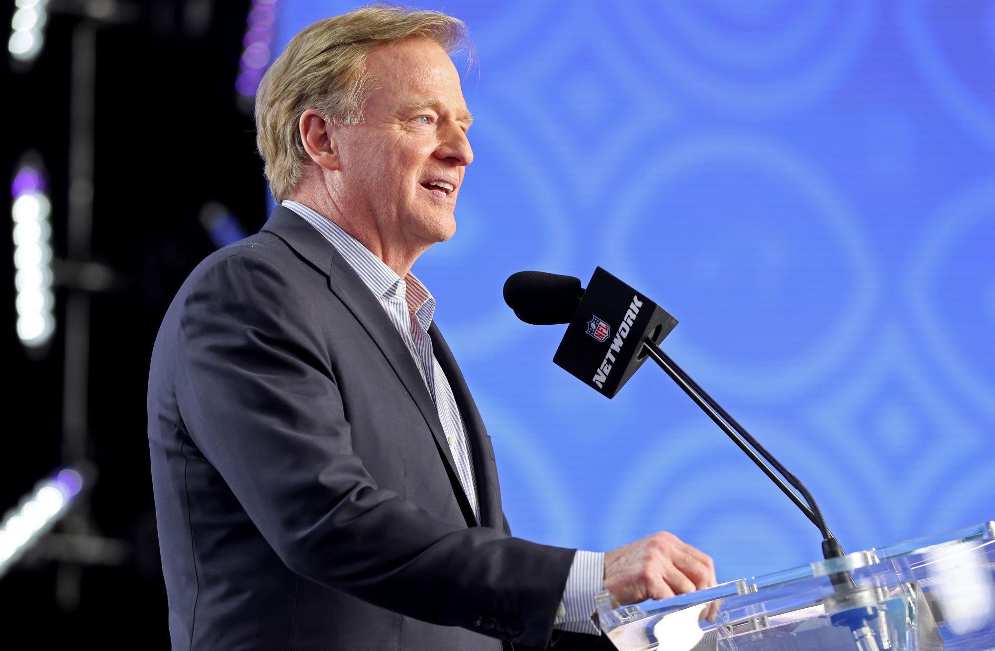 NFL Owners Endorse Private Equity Stakes of Up to 10 Percent in Teams by League-Approved Firms