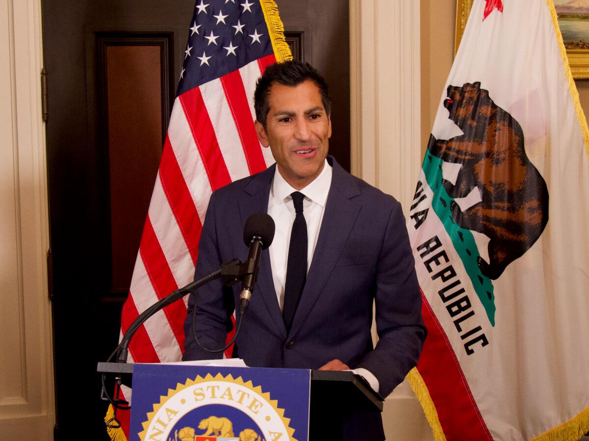 Assembly Speaker Assemblyman Robert Rivas speaks with reporters early in the early morning hours on Sept. 1, 2024, at the Capitol in Sacramento, Calif., after the 2023–24 legislative session ended. (Travis Gillmore/The Epoch Times)