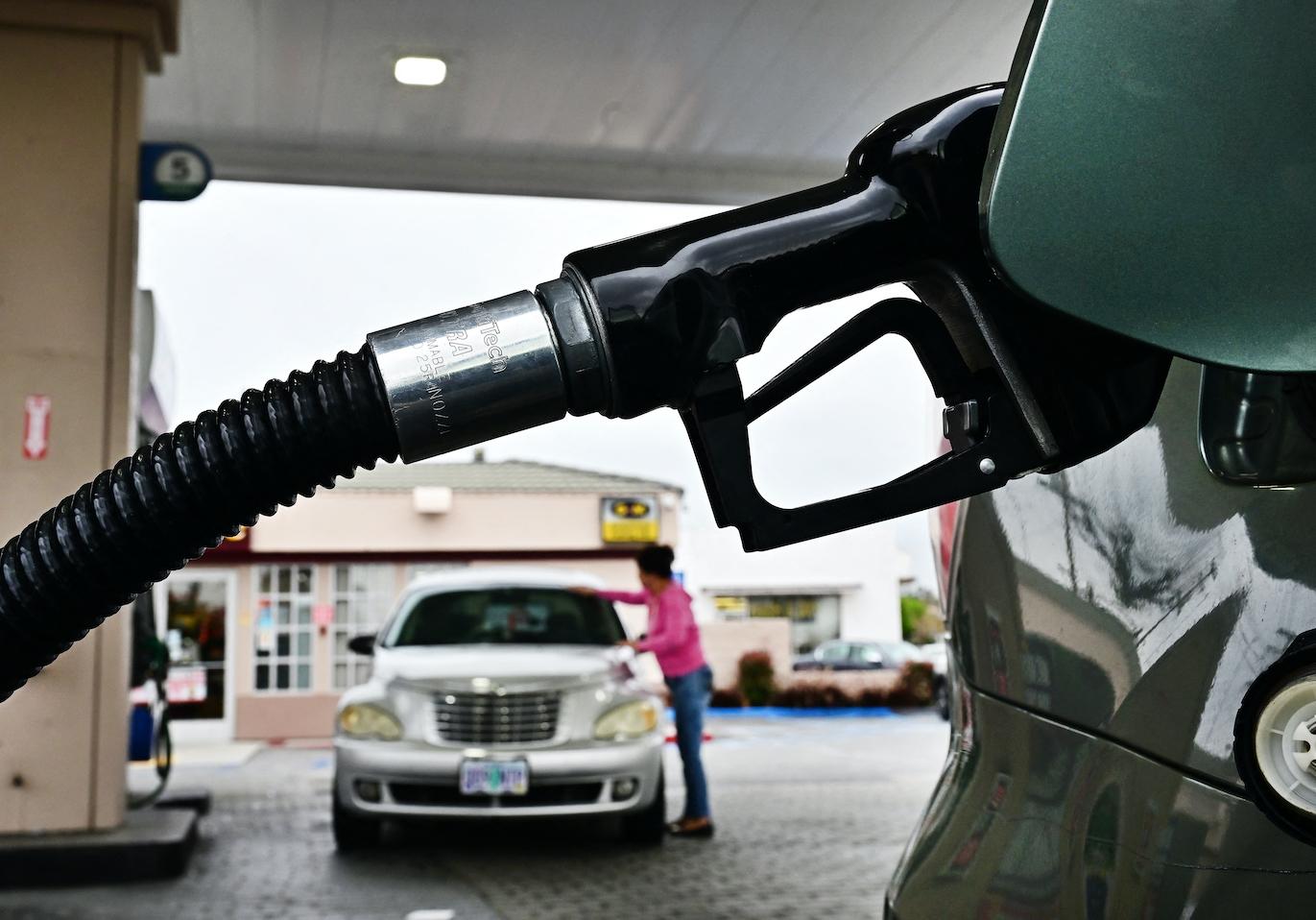 California Lawmakers Debate Bill That Would Regulate Gasoline Inventories to Avoid Price Spikes