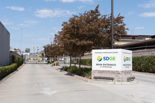 The main gate of San Diego Gas & Electric's battery storage facility in Escondido, Calif., on Sept. 6, 2024. (Jane Yang/The Epoch Times)