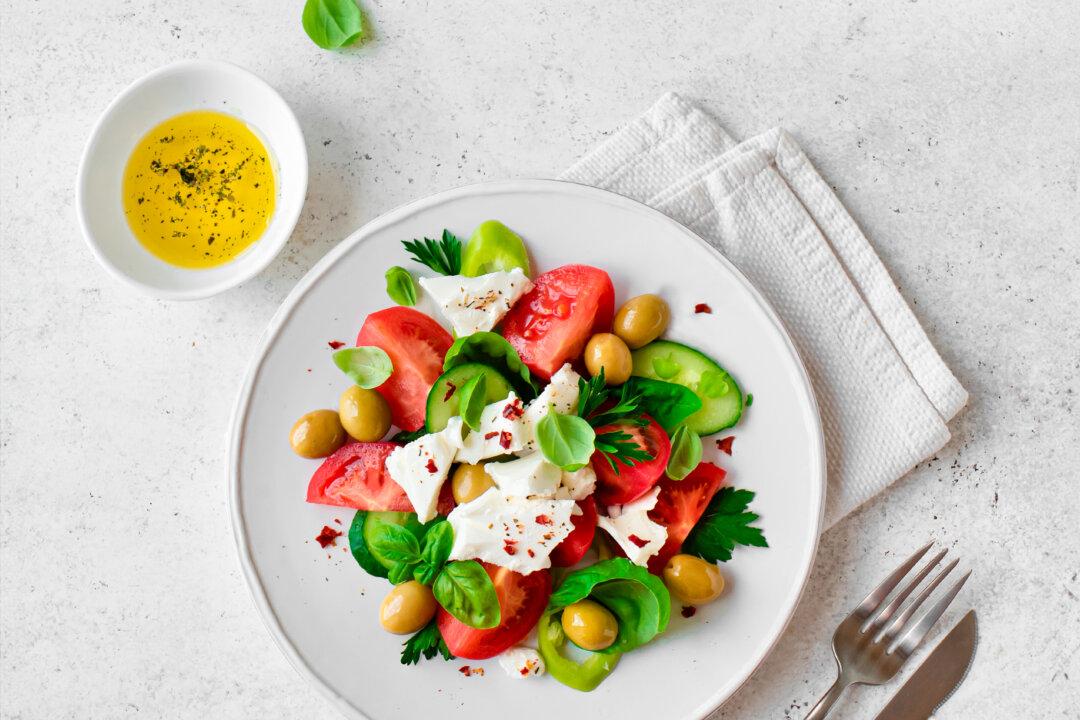 Olive oil enhances your body's absorption of lycopene, the antioxidant that gives tomatoes their vibrant red color. (Oksana Mizina/Shutterstock)