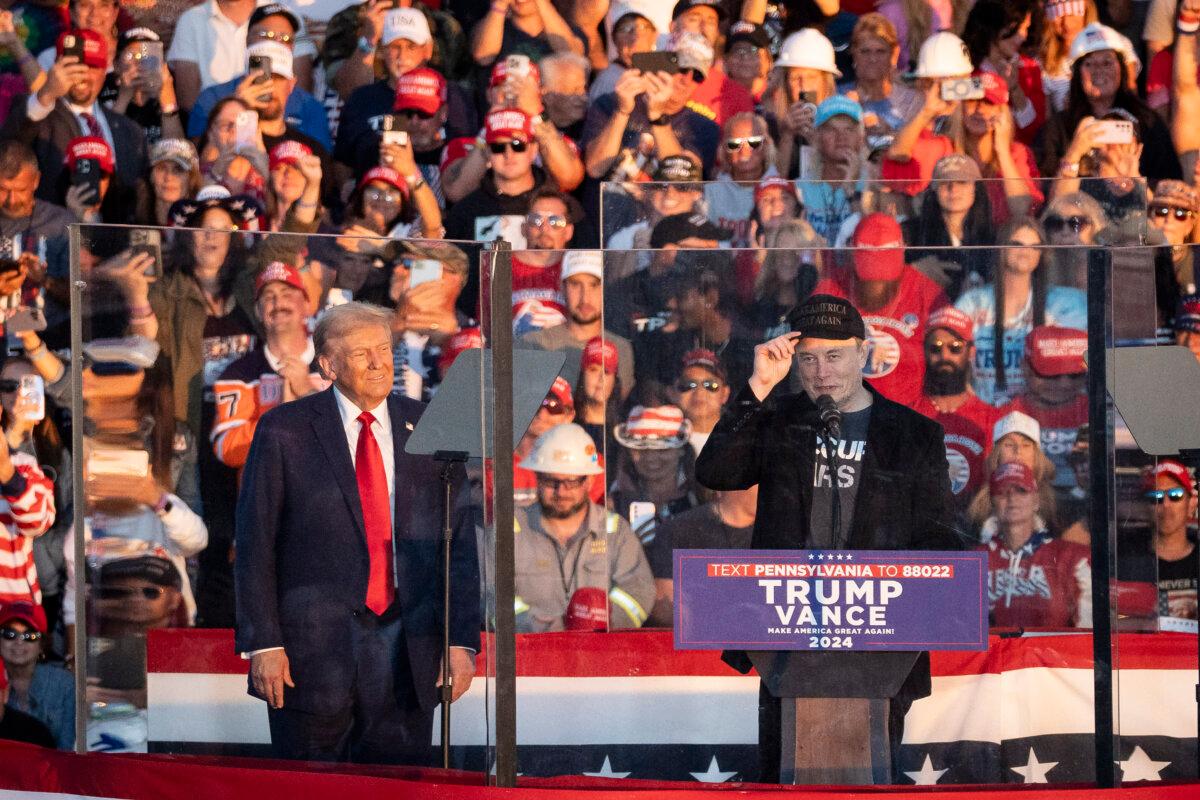 Elon Musk, founder, CEO, and Chief Engineer of SpaceX, speaks during Republican presidential nominee former President Donald J. Trump’s rally at Butler Farm Show in Butler, Pa., on Oct. 5, 2024. (Samira Bouaou/The Epoch Times)