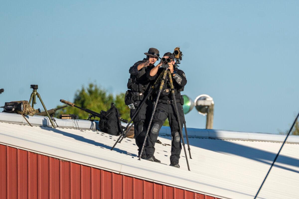 U.S. Secret Service counter snipers keep watch during a rally with Republican presidential nominee former President Donald J. Trump’s rally at Butler Farm Show in Butler, Pa., on Oct. 5, 2024. (Samira Bouaou/The Epoch Times)