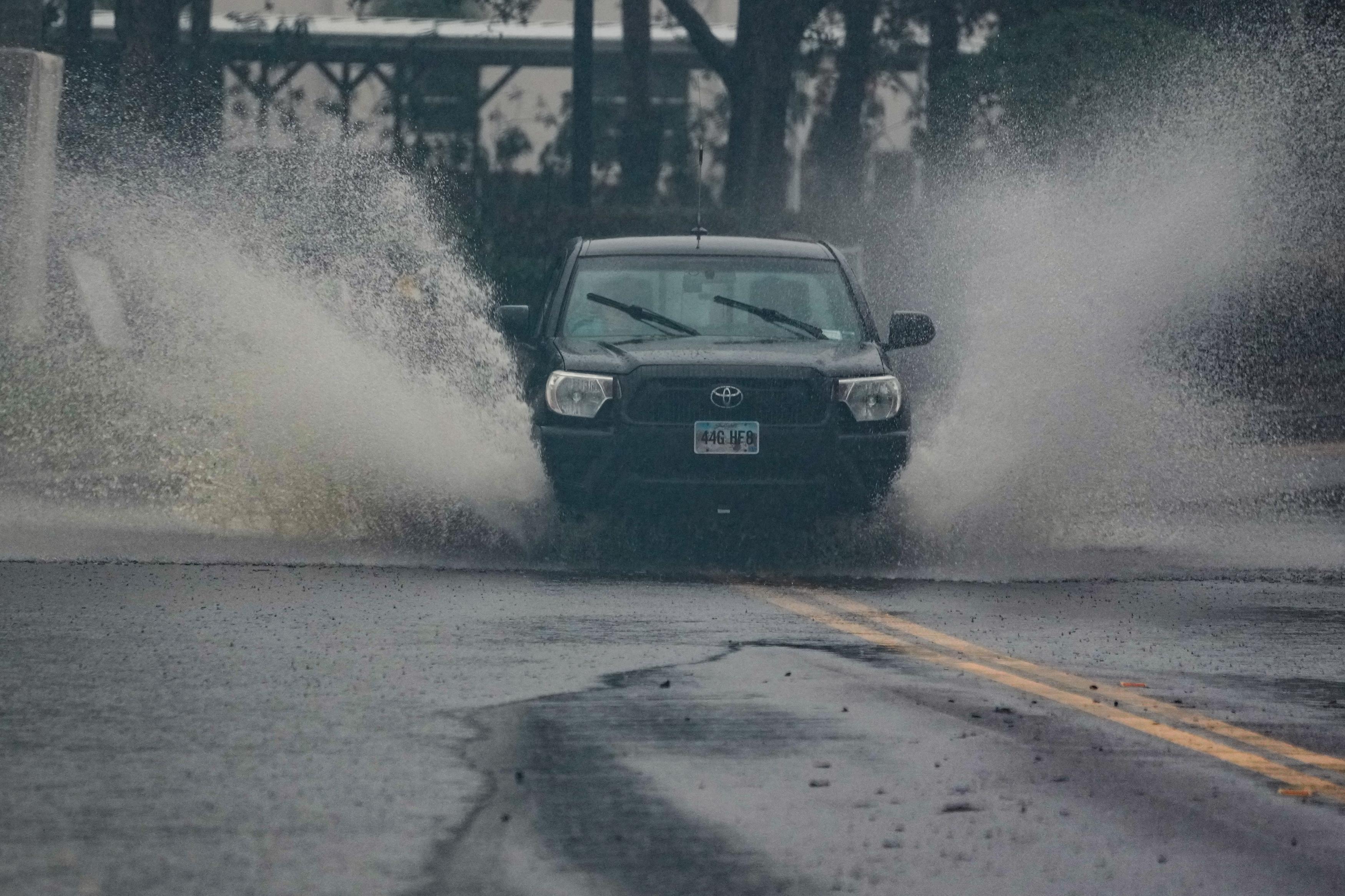 Live Feeds of Hurricane Milton as It Approaches Florida