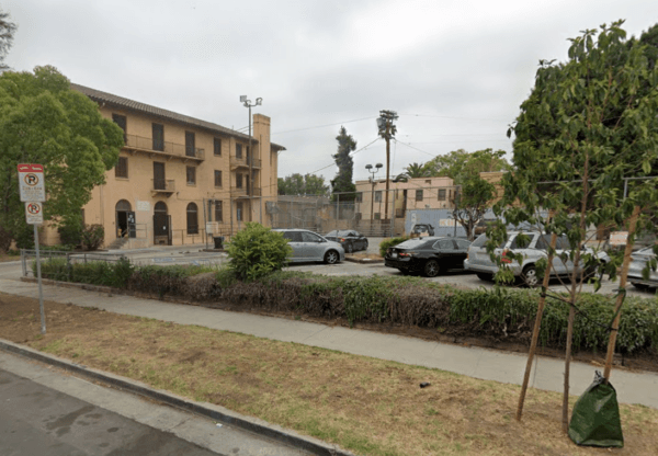 The parking lot of a woman's shelter located at the YWCA Studio Club in Hollywood, Calif., in May 2022. (Google Maps/Screenshot via The Epoch Times)