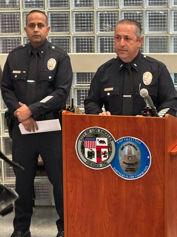 LAPD Cmdr. John Shah announces on Oct. 22 the arrest of four suspects in connection with ATM burglaries in the San Fernando Valley. (Jill McLaughlin/The Epoch Times)