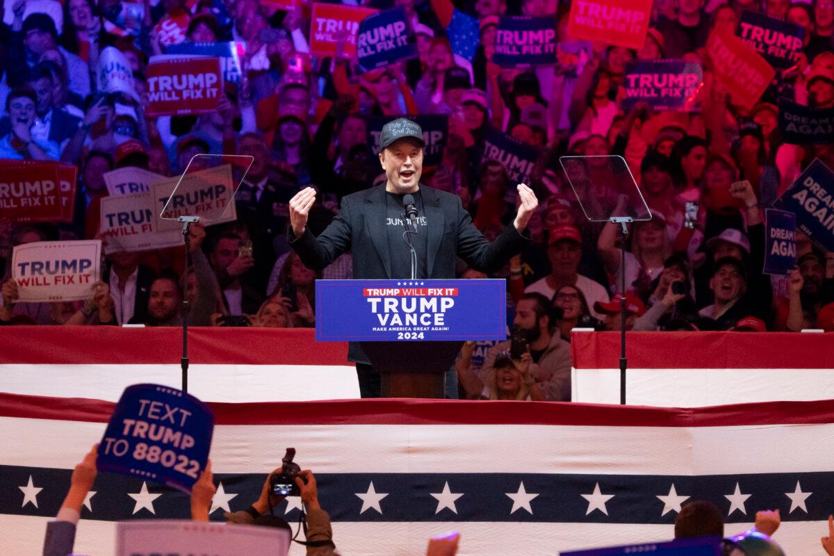 Elon Musk, founder, CEO, and Chief Engineer of SpaceX, speaks during a campaign rally for Republican presidential nominee, former President Donald Trump at Madison Square Garden in New York City on Oct. 27, 2024. (Samira Bouaou/The Epoch Times)