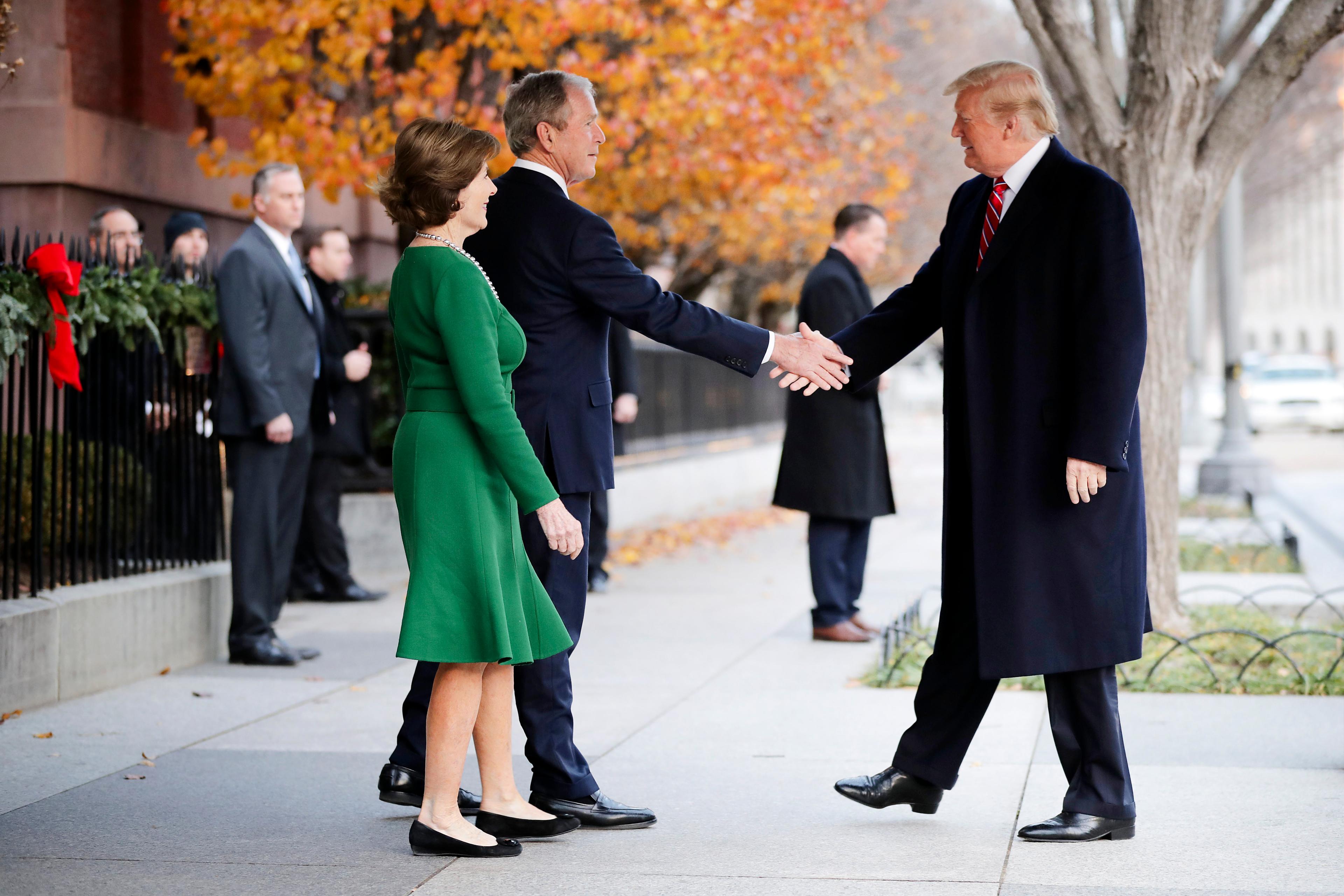 George W. Bush Congratulates Trump on Presidential Win