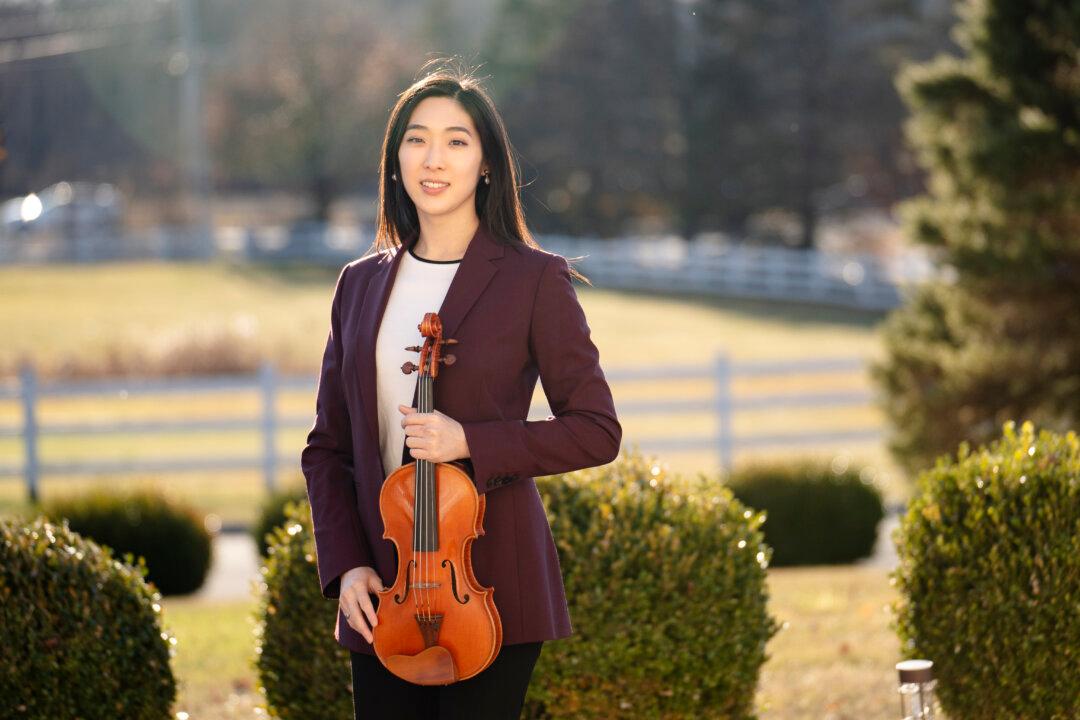 Nika Zhang, concertmaster with Shen Yun Performing Arts, in Middletown, N.Y., on Nov. 19, 2024. (Samira Bouaou/The Epoch Times)