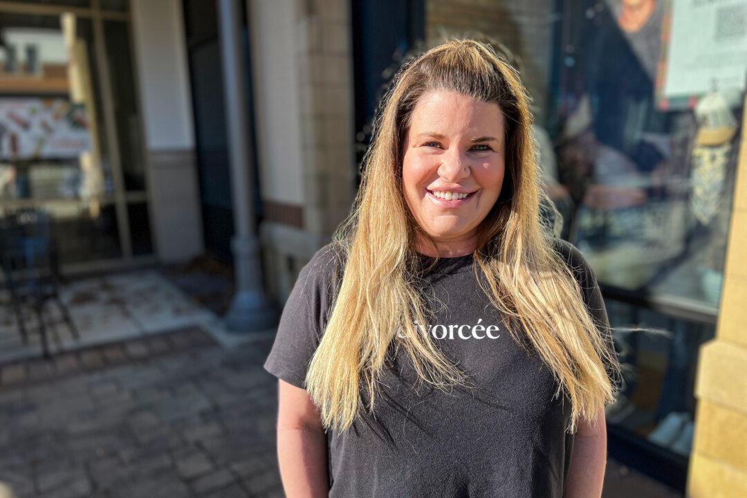 Natalie Pennycuff of Fishers, Ind., at the Hamilton Town Center in Noblesville, Ind., on Nov. 26, 2024. (Lawrence Wilson/The Epoch Times)