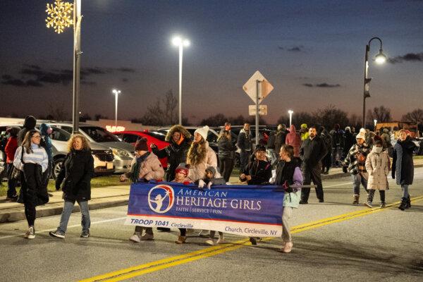 Holiday parade and tree lighting ceremony in the town of Wallkill, N.Y., on Nov. 30, 2024. (Larry Dye/The Epoch Times)