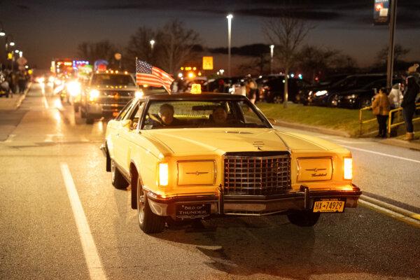 Holiday parade and tree lighting ceremony in the town of Wallkill, N.Y., on Nov. 30, 2024. (Larry Dye/The Epoch Times)