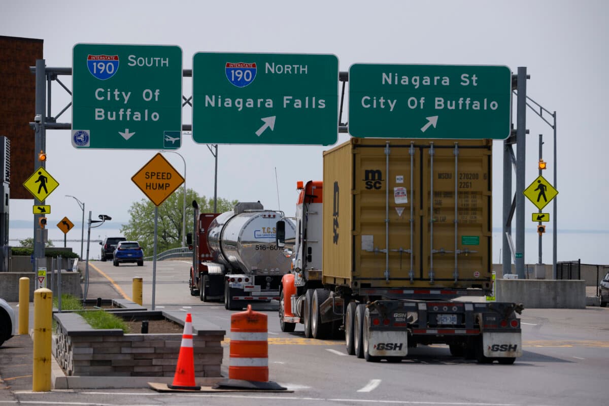 Motorists drive through the Peace Bridge port of entry in Buffalo, N.Y., on May 23, 2023. (The Canadian Press/Cole Burston)