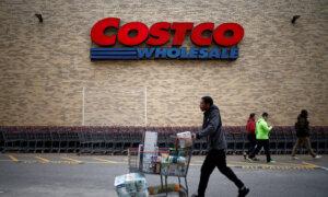 Costco Raising Hourly Pay for Most US Store Workers to More Than $30