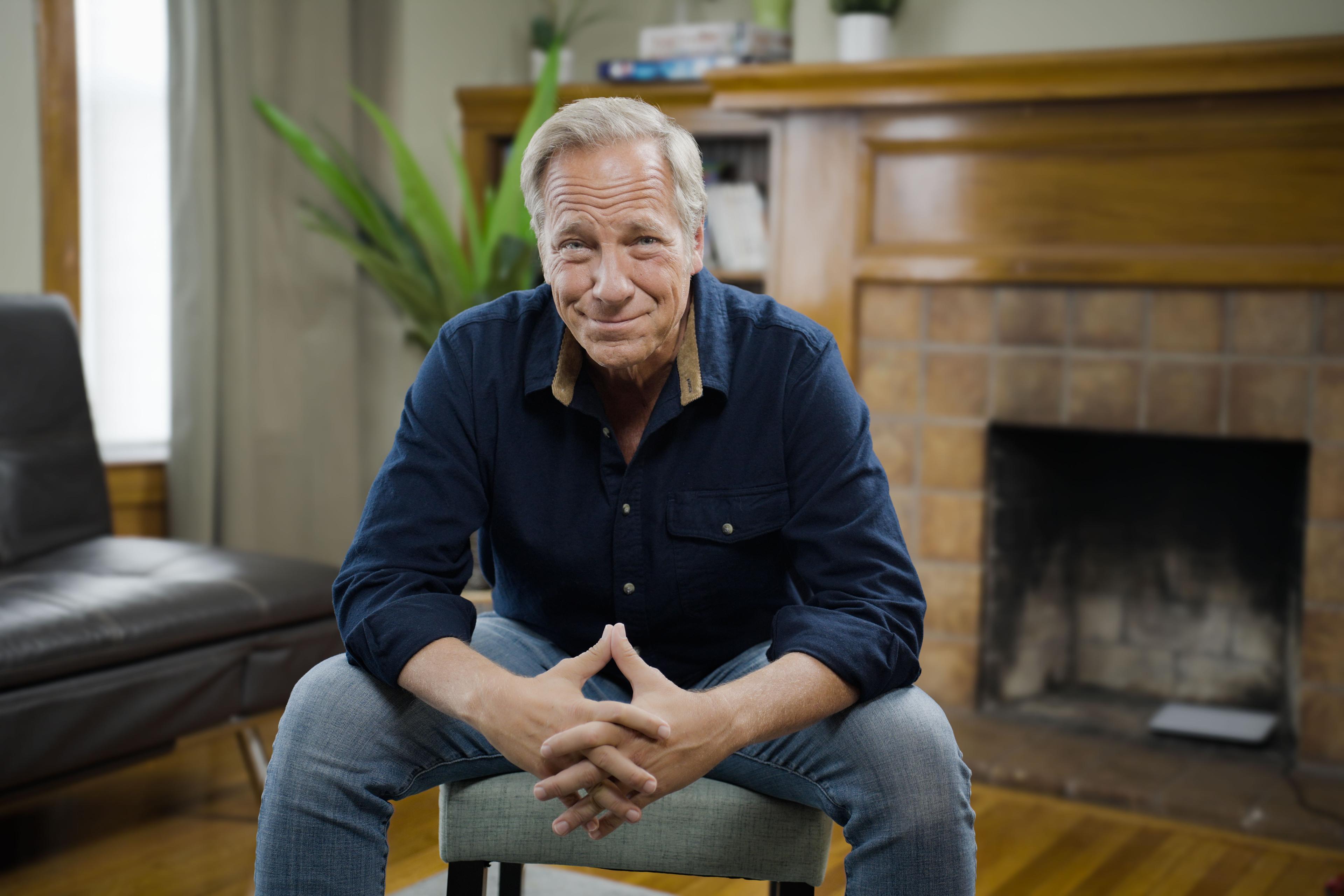 Mike Rowe, Emmy award-winning TV host of the Discovery Channel series "Dirty Jobs," in San Francisco on Nov. 1, 2023. (Tal Atzmon/The Epoch Times)