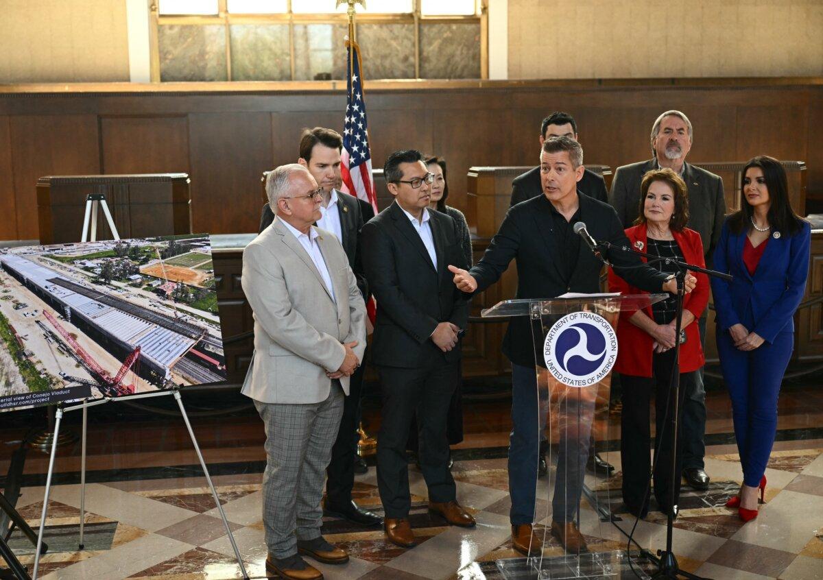 Secretary of Transportation Sean Duffy speaks at Union Station on Feb. 20, 2025. (Patrick T. Fallon/AFP via Getty Images)