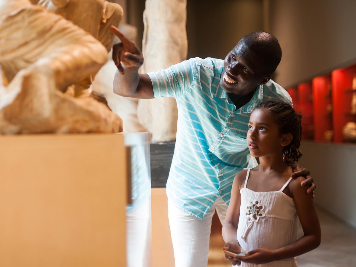 Field trips bring learning to life and allow kids to engage with subjects in new ways. (BearFotos/Shutterstock)