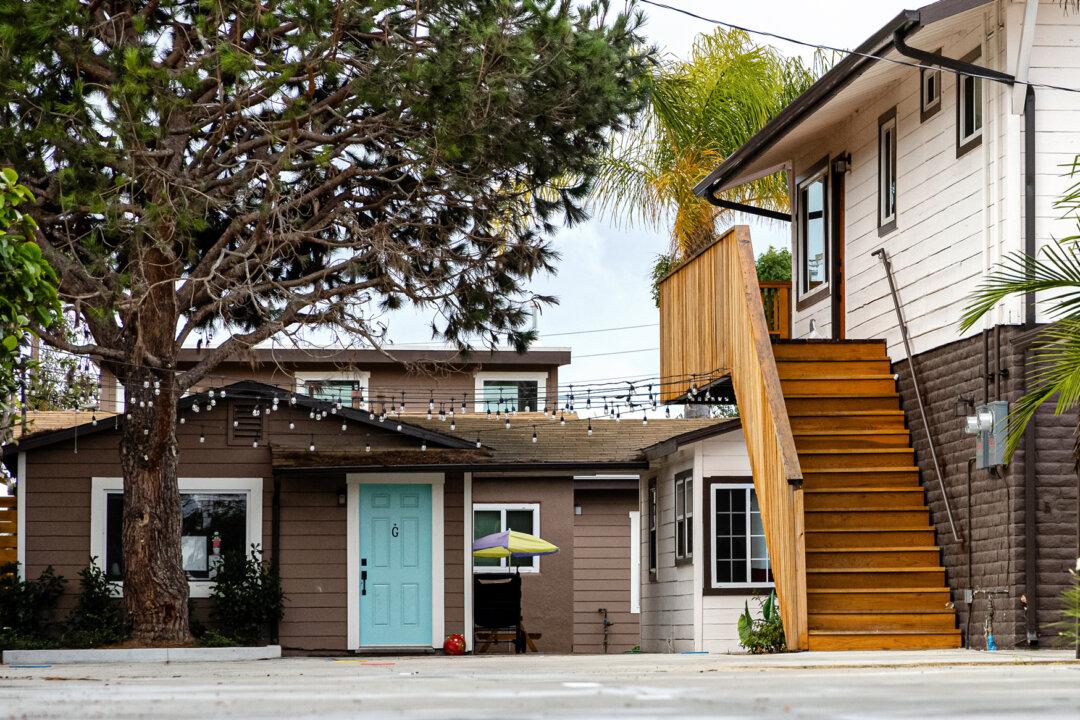 An accessory dwelling unit (ADU) in Costa Mesa, Calif., on Nov. 30, 2023. As ADUs proliferate across the state, observers warn they could strain infrastructure in neighborhoods not designed for such high density. (John Fredricks/The Epoch Times)