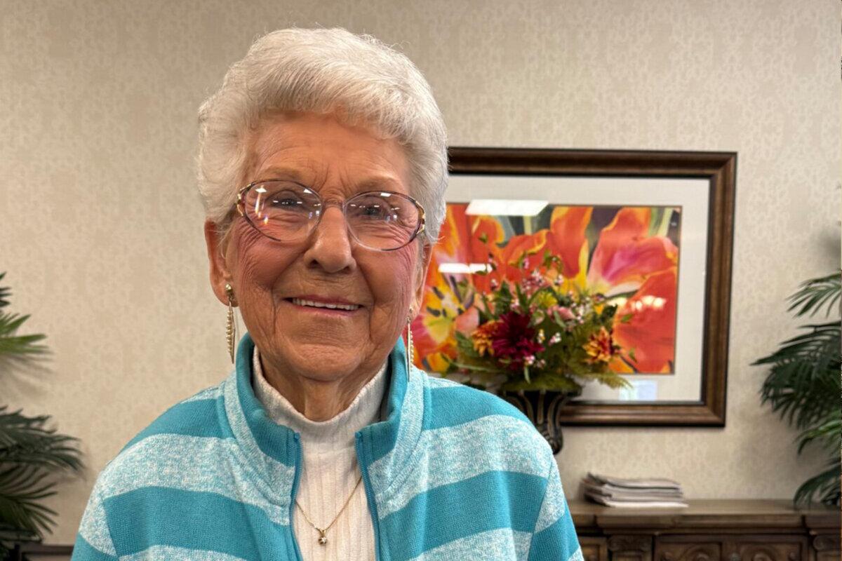 Sue Wright, who enjoys community, lived independently until a year ago. (Amy Denney/The Epoch Times)