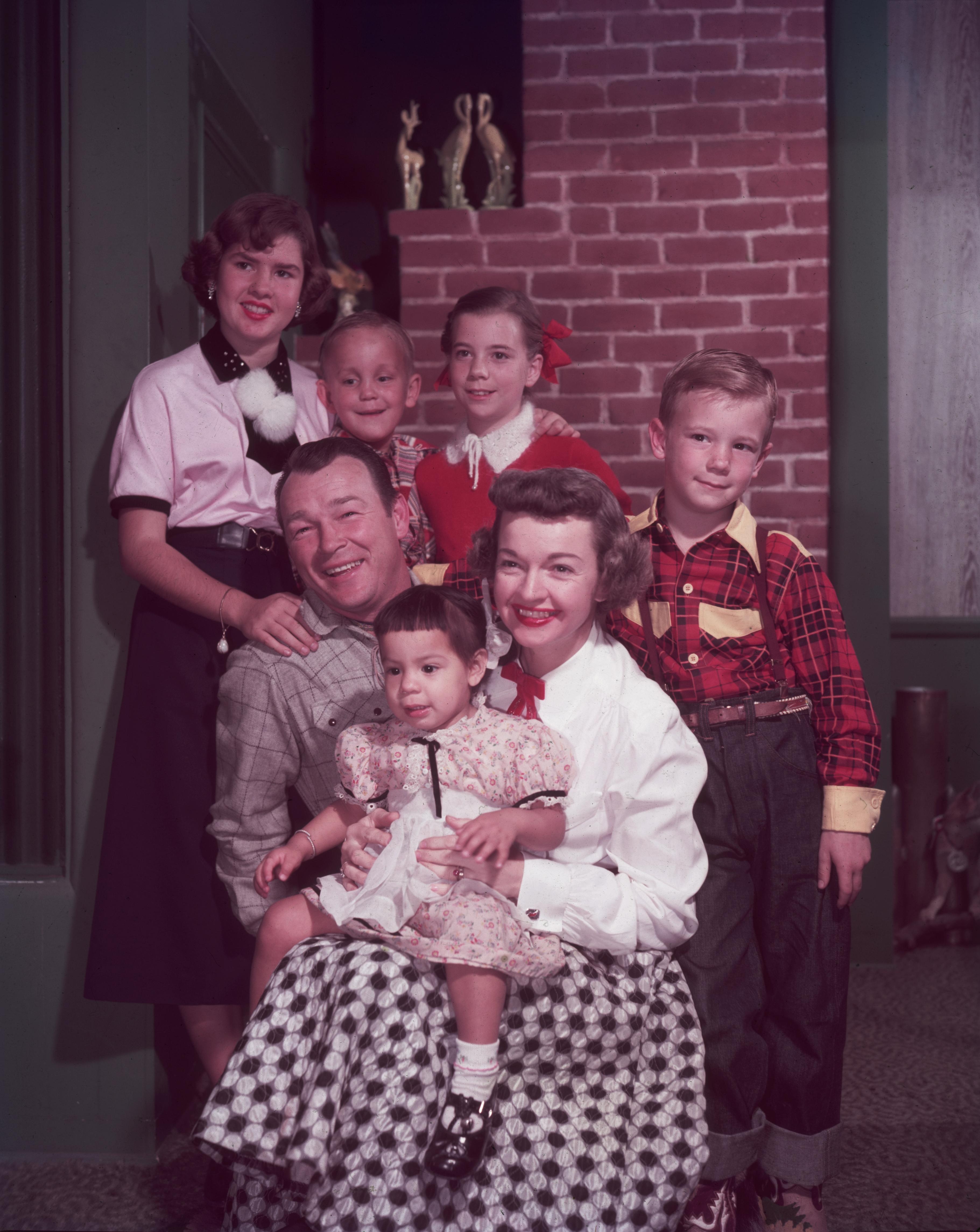 A circa 1955 family portrait of Roy Rogers and Dale Evans’s children (rear; L-R) Cheryl, Sandy, Linda Lou, 'Dusty' Roy Jr. and (front) Dodie. (Hulton Archive/Getty Images)