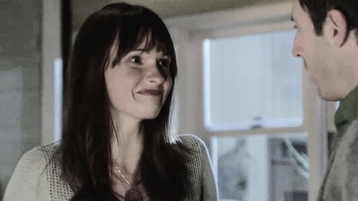 Peg Andrews (Valerie Azlynn), in "Mountain Top." (Prime video)