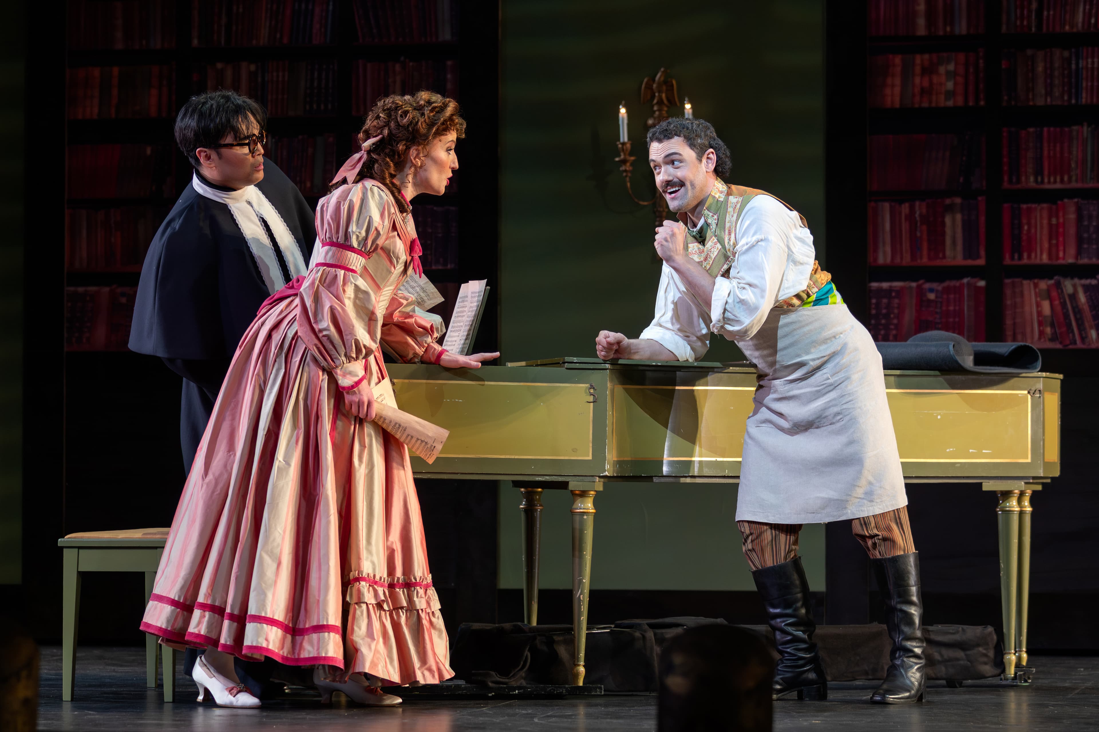 (L-R) Minghao Liu, Stephanie Doche, and Dean Murphy in "The Barber of Seville" by San Diego Opera in 2026. (Courtesy of Karli Cadel)