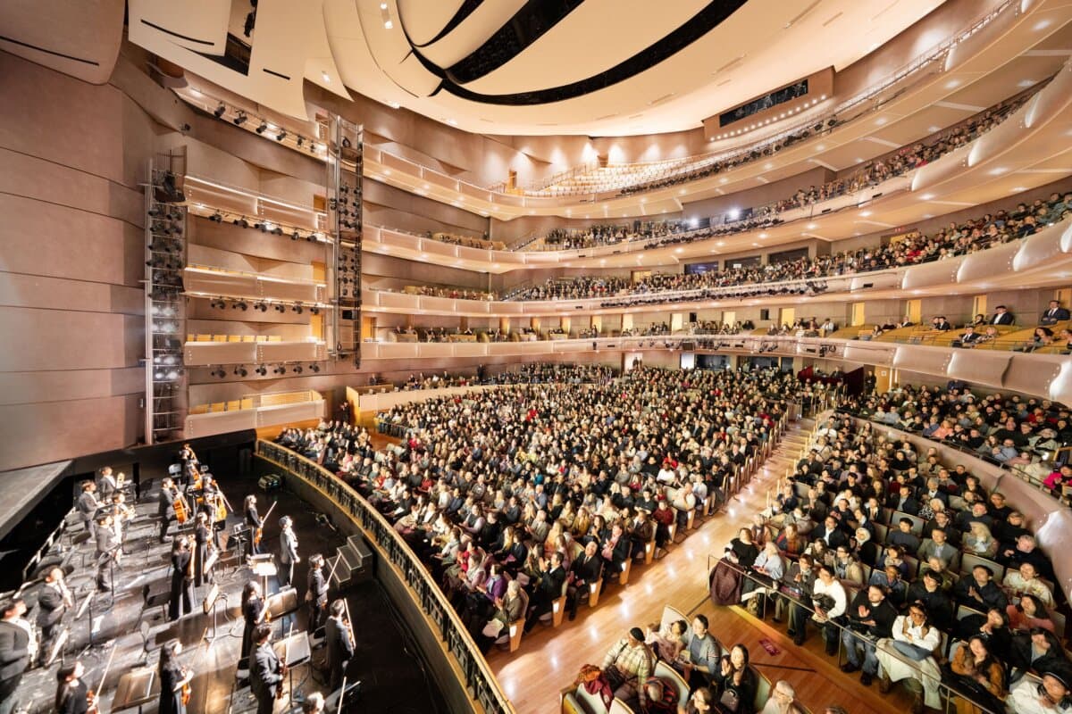 Shen Yun Performing Arts held its second Toronto performance of the 2026 season at the Four Seasons Centre for the Performing Arts on the evening of March 28, 2026. The theatre was filled to capacity. (May Huang/The Epoch Times)