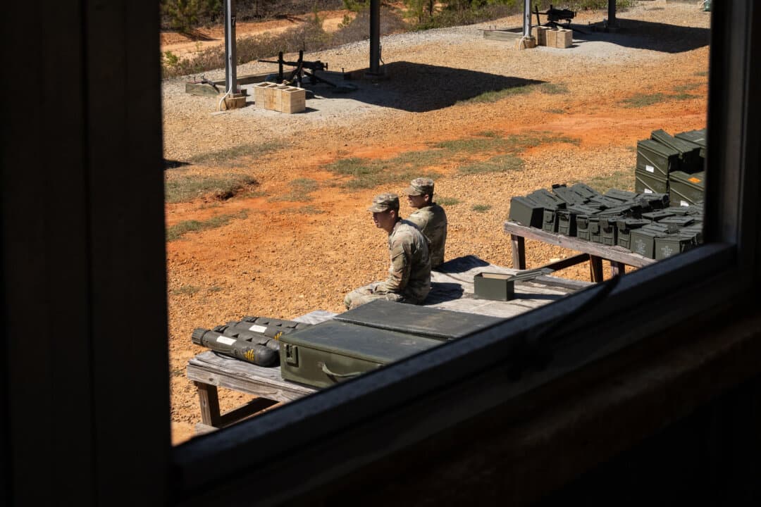 Soldiers of the United States Army practice combat exercises at Fort Benning, Ga., on April 10, 2026. (John Fredricks/The Epoch Times)