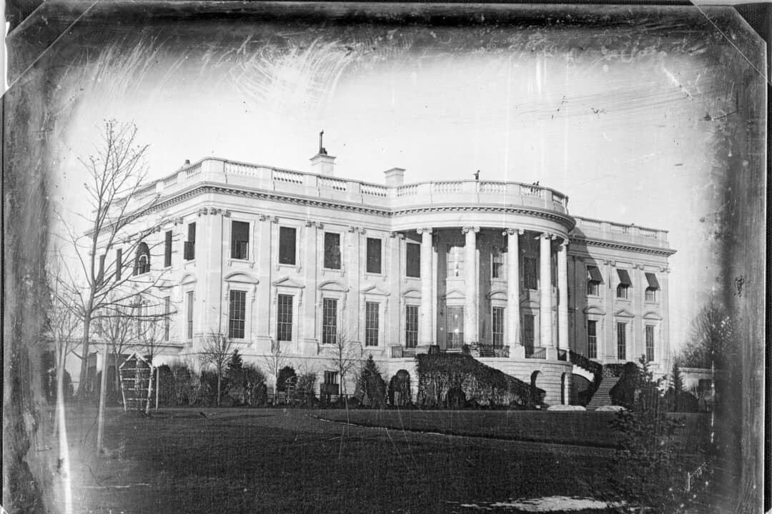 (Top) President James K. Polk and his Cabinet in the White House dining room in 1846. (Bottom) The White House in 1846. Polk in 1846 issued a proclamation that set the stage for the Virginia General Assembly to approve the retrocession bill in March 1847. (John Plumbe/Public Domain)