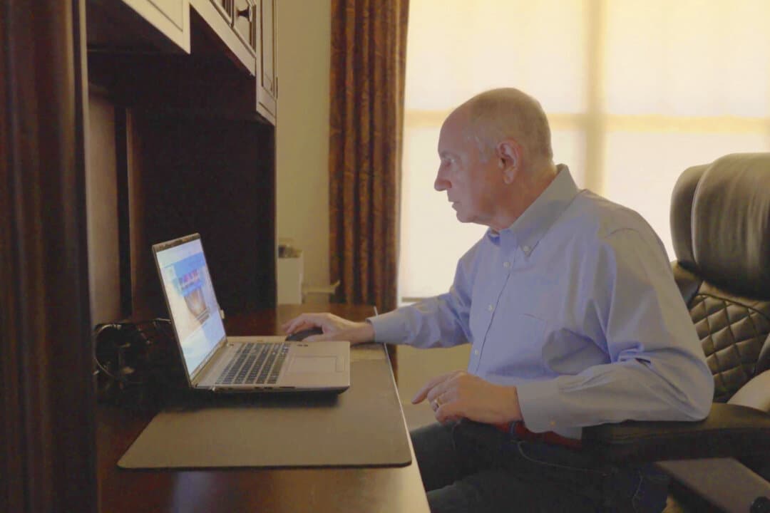 Dr. Jeffrey Long investigates near-death experience research. (Epoch Times documentary)
