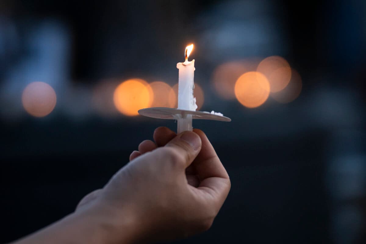 Tiananmen Square massacre candlelight vigil held at the Victims of Communism Memorial in Washington on June 4, 2026. (Madalina Kilroy/The Epoch Times)