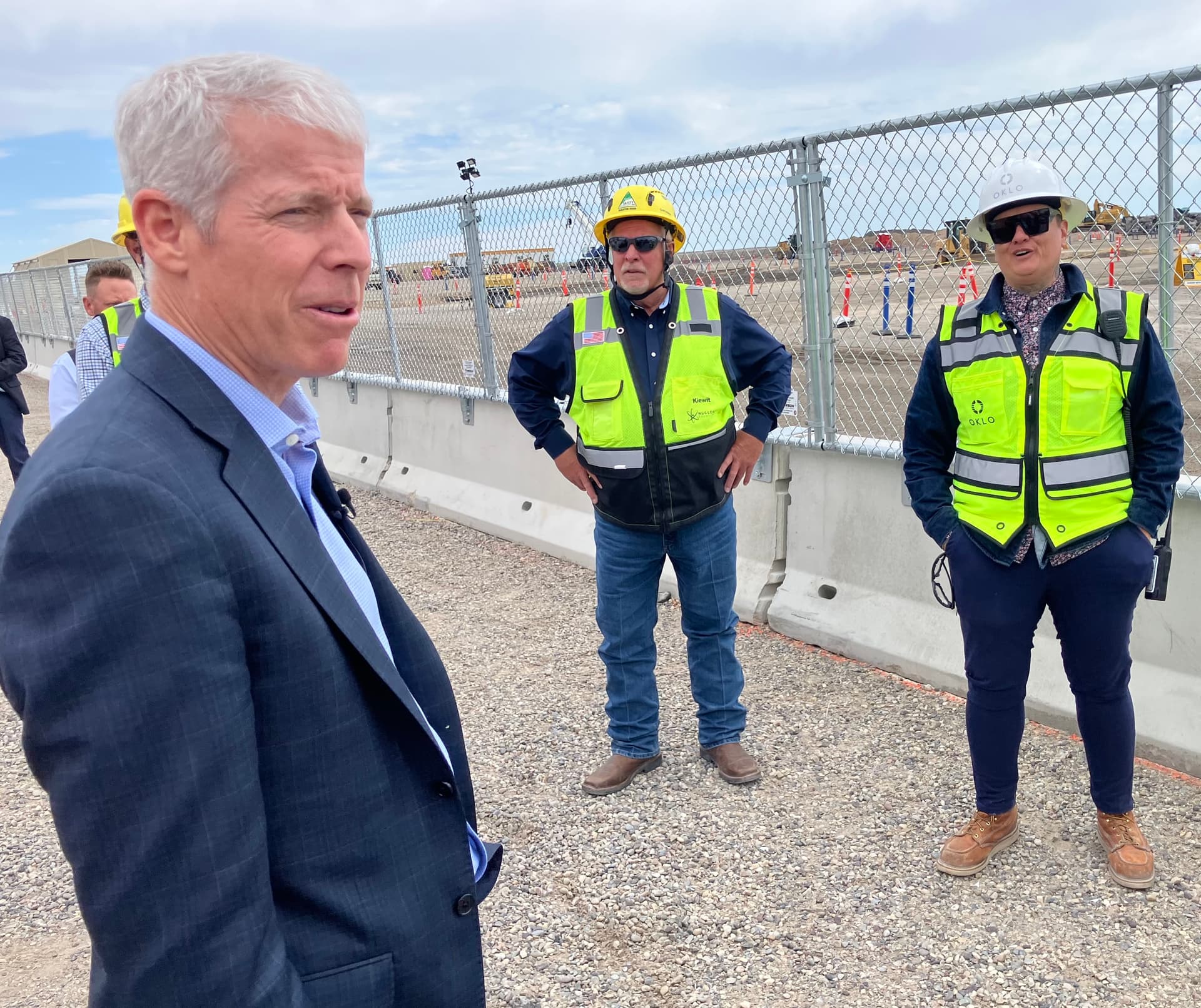 United States Energy Secretary Chris Wright speaks with Kiewit Construction Site Manager Marvin Robb (L) and Atlas Engineering Project Manager Hillary Hack during a June 25 tour of Oklo’s Aurora Powerhouse Project at Idaho National Laboratory. (John Haughey/The Epoch Times)