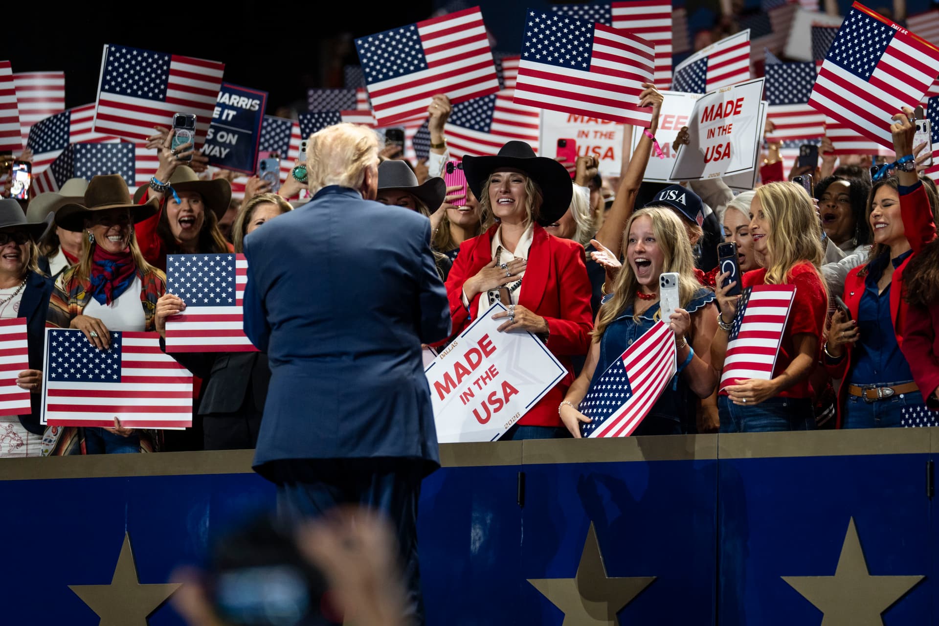 President Donald Trump arrives to speak during the 2026 Republican Midterm Convention in Dallas on Sept. 9, 2026. (Madalina Kilroy/The Epoch Times)